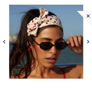 MVMT Loveless Influencer Matte Black Sunglasses